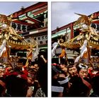 Schreinfest in Asakusa/Tôkyô - Rentner sind die fiesesten Schubser