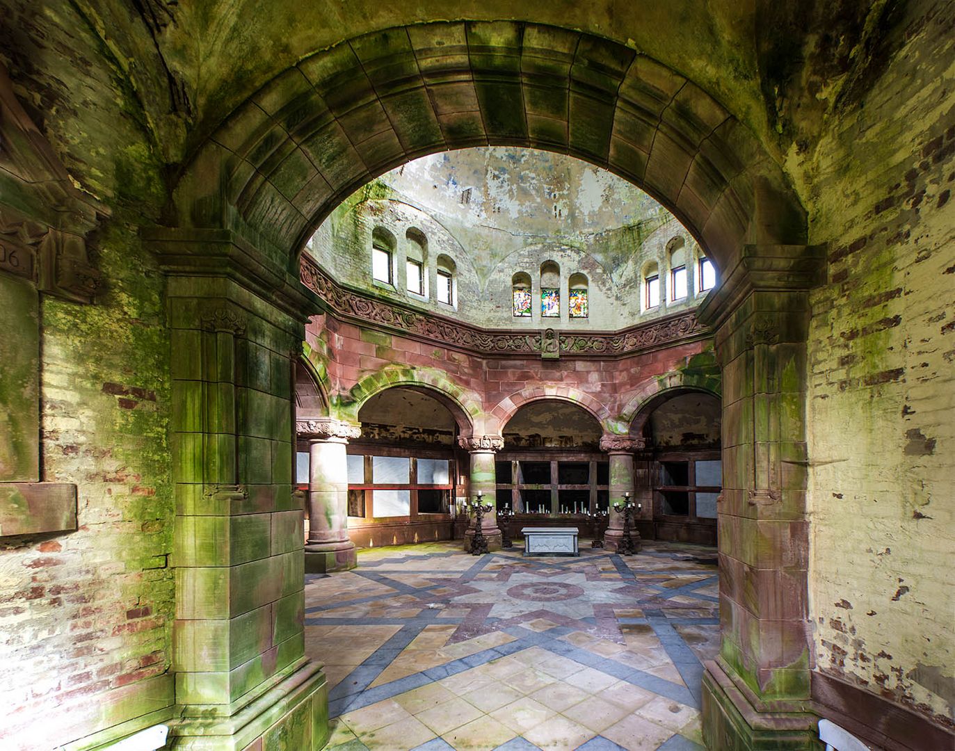 Schrödersches Mausoleum Innenansicht