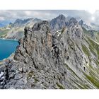 Schroffe Gipfel, blauer See, Rätikon - nach dem Klettern Muskelkater hatte ich davon!