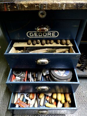 Schubladen voller Werkzeug