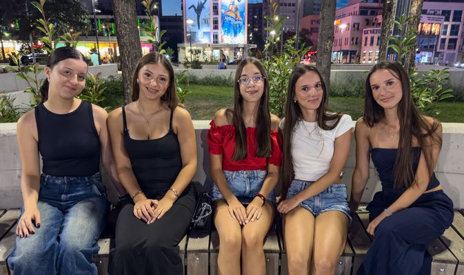 Schülerinnen in Banja Luka