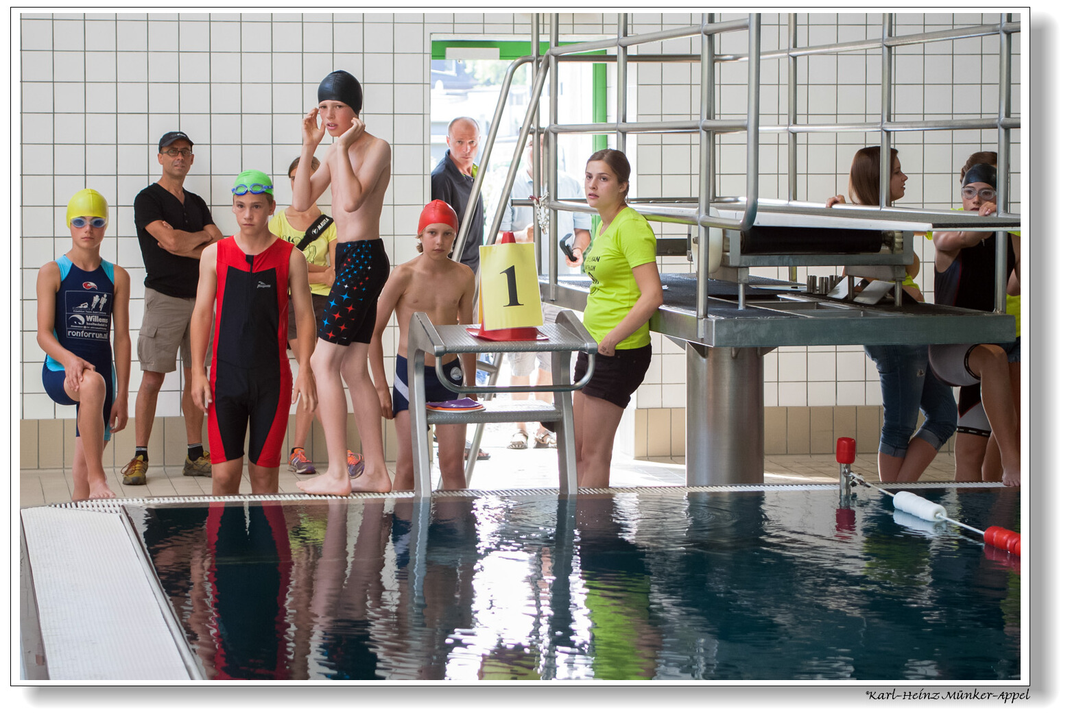 Schülertriathlon_Warten auf den ersten Start