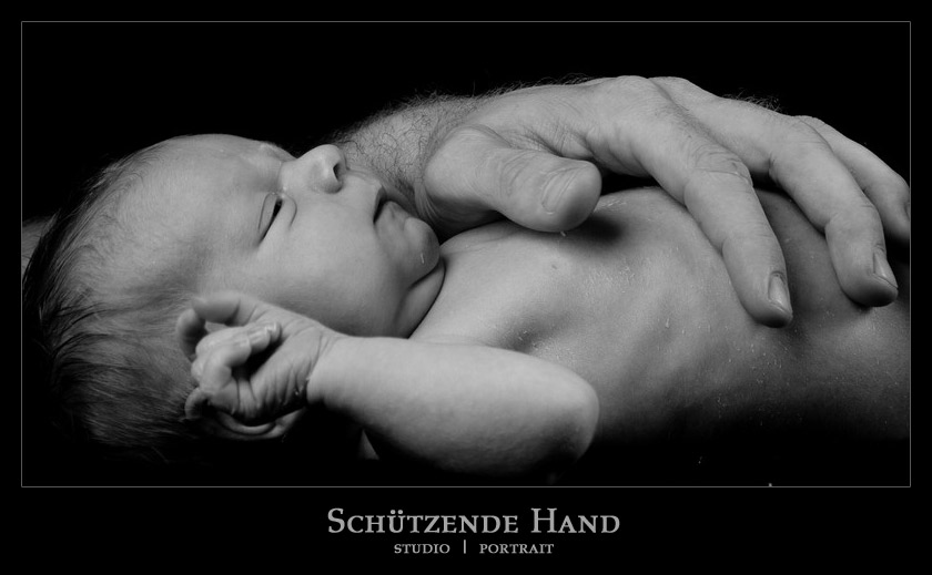 schützende Hand