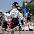 Schuhaplattln unter dem Maibaum