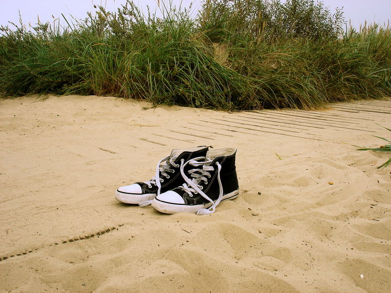 Schuhe am Strand