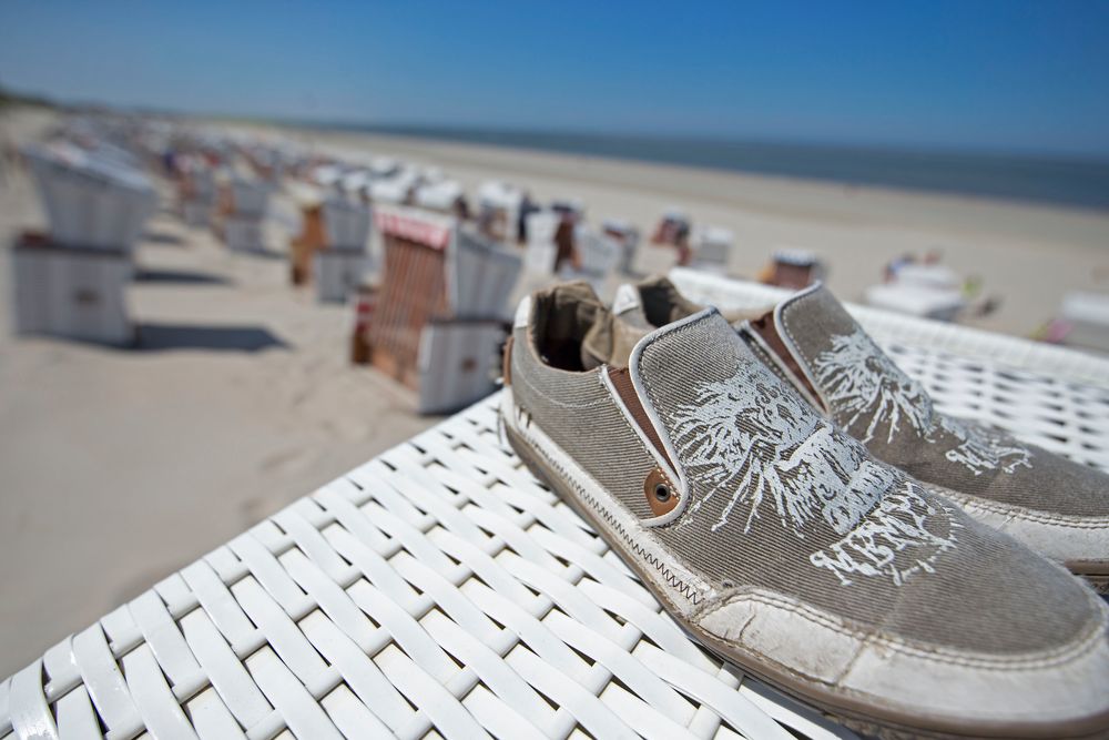 Schuhe am Strand