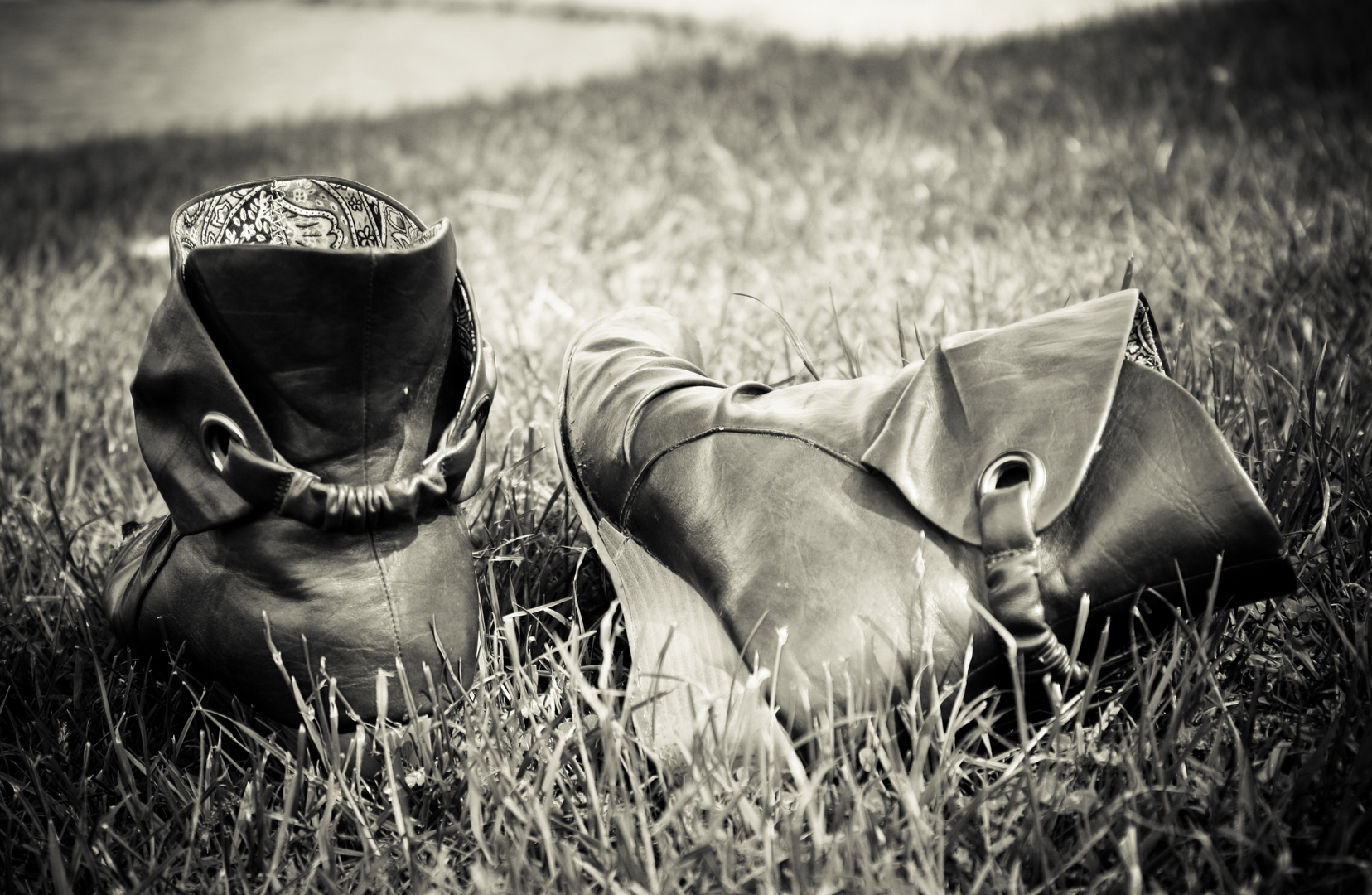 Schuhe aus im Park