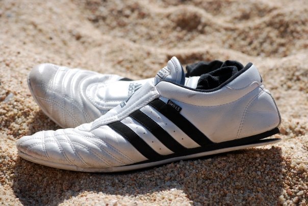 Schuhe im Sand