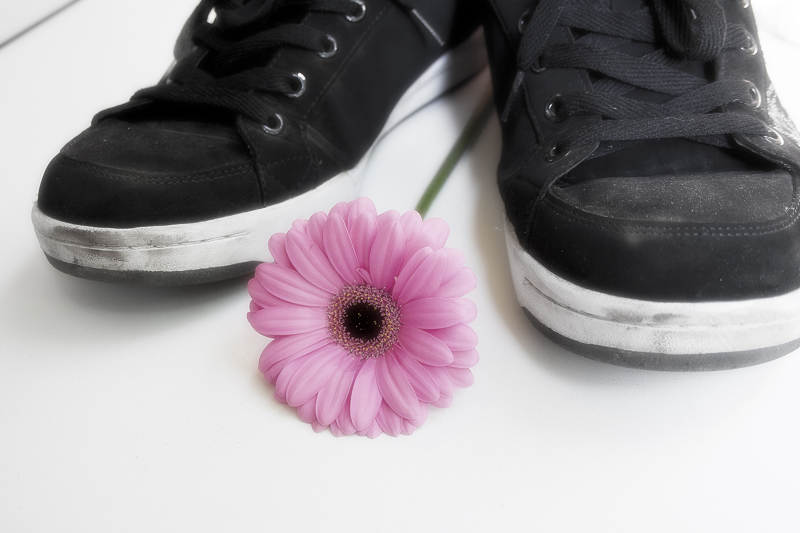 Schuhe mit Blume