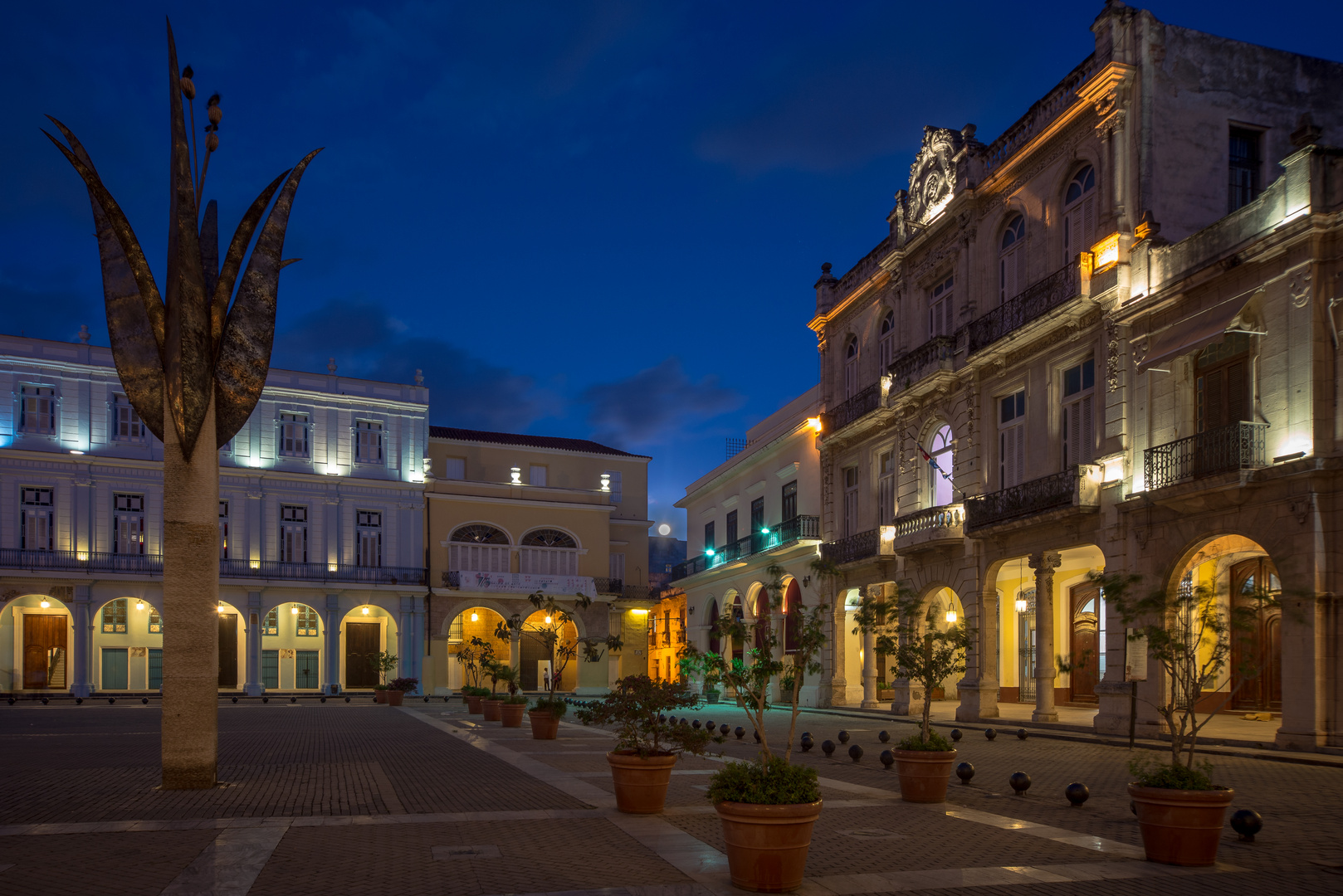 Schule am Plaza Vieja in Havanna