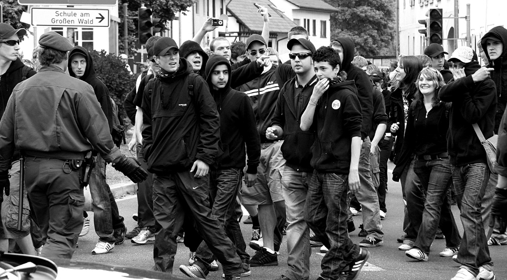 Schule aus, alle Kinder geh'n nach Haus'