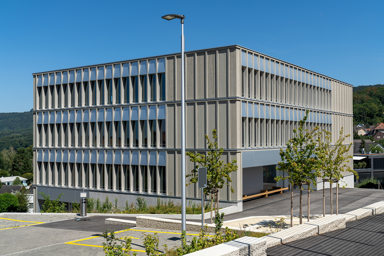 Schulhaus Pfeffingen Foto & Bild architektur, profanbauten