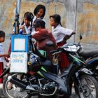 Schulkinder auf Bali