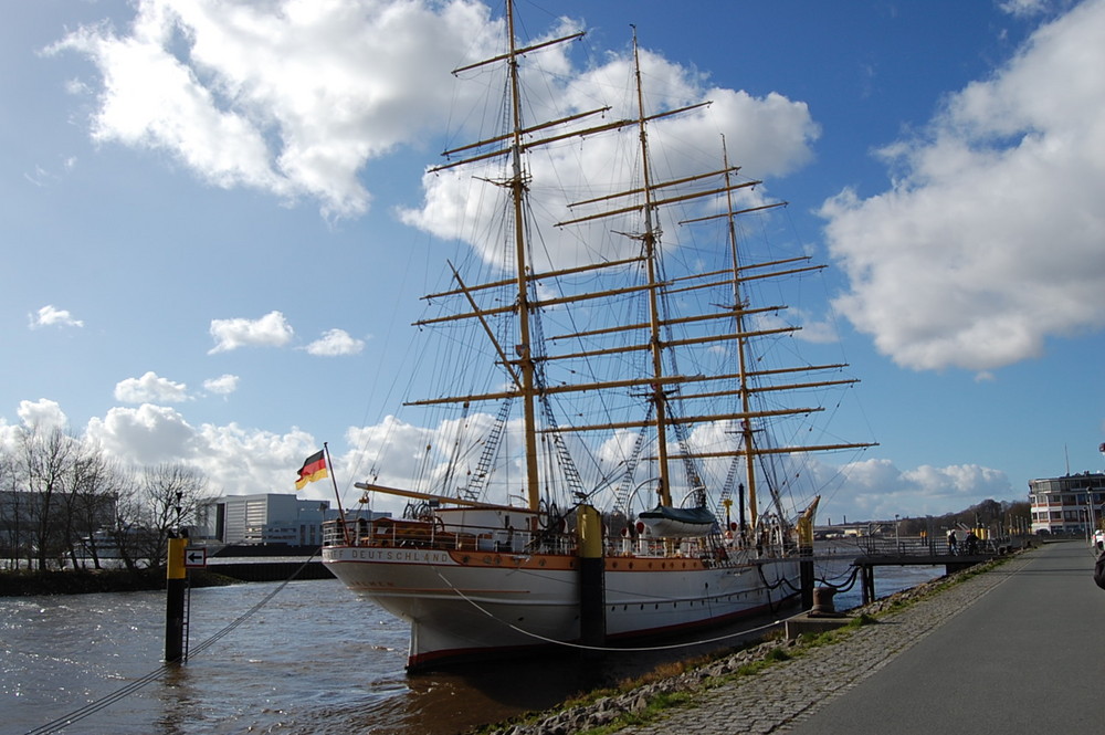 schulschiff deutschland in bremen/vegesack