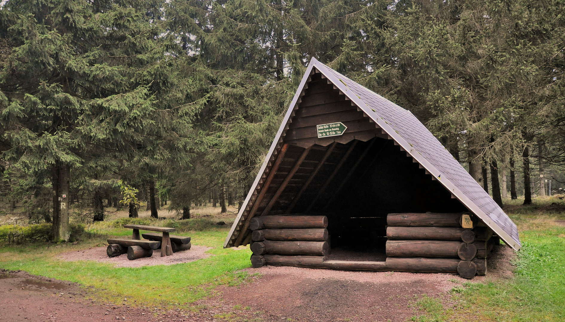 Schutzhütte  am Rennsteig