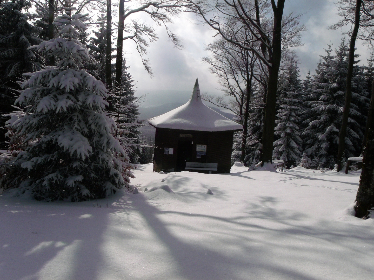 Schutzhütte "Waidmannsheil" am Rennsteig