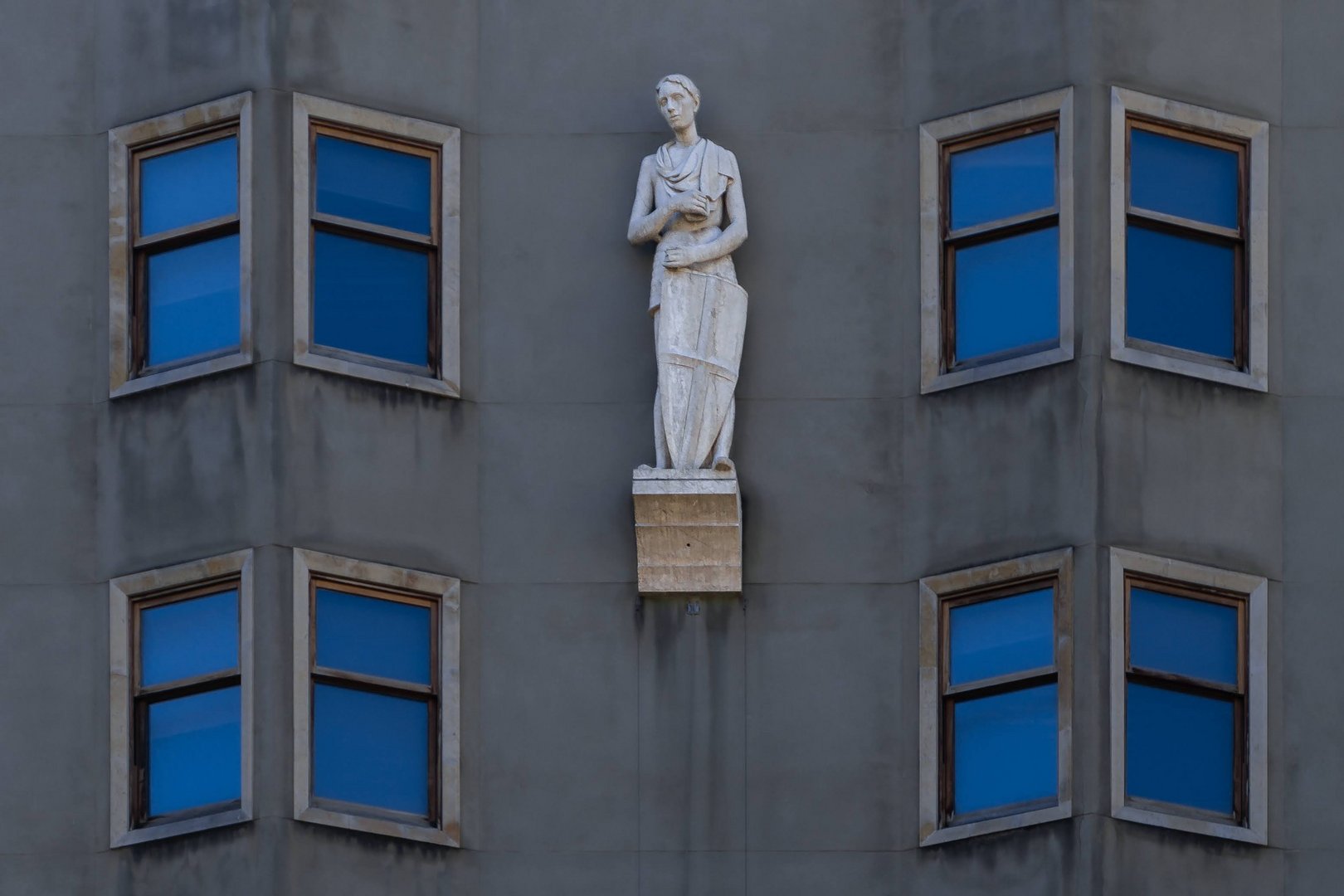 Schutzpatron der blauen Fenster