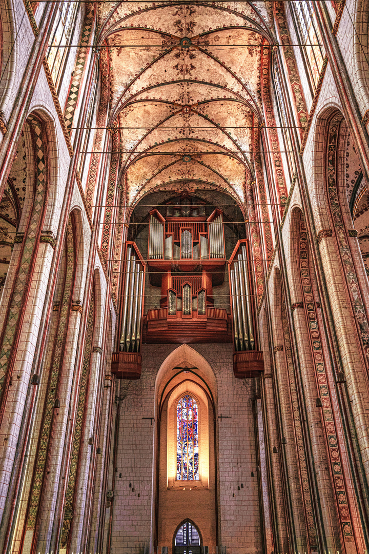 Schwalbennest-Orgel in St.Marien