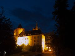 Schwanenburg in Kleve in der Blauen Stunde