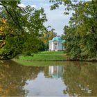 Schwaneninsel mit Apollotempel in der Karlsaue Kassel