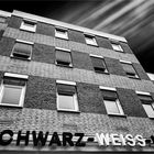 Schwarz-weiss 