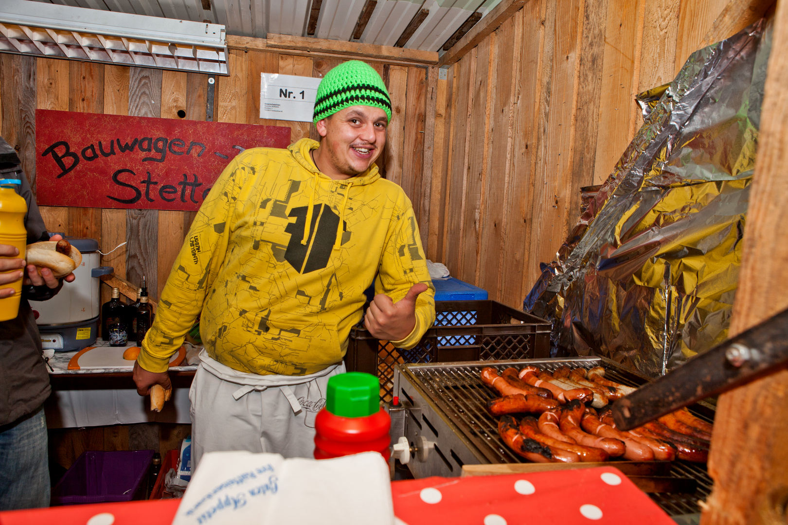 "Schwarze Rote" auf dem Weihnachtsmarkt