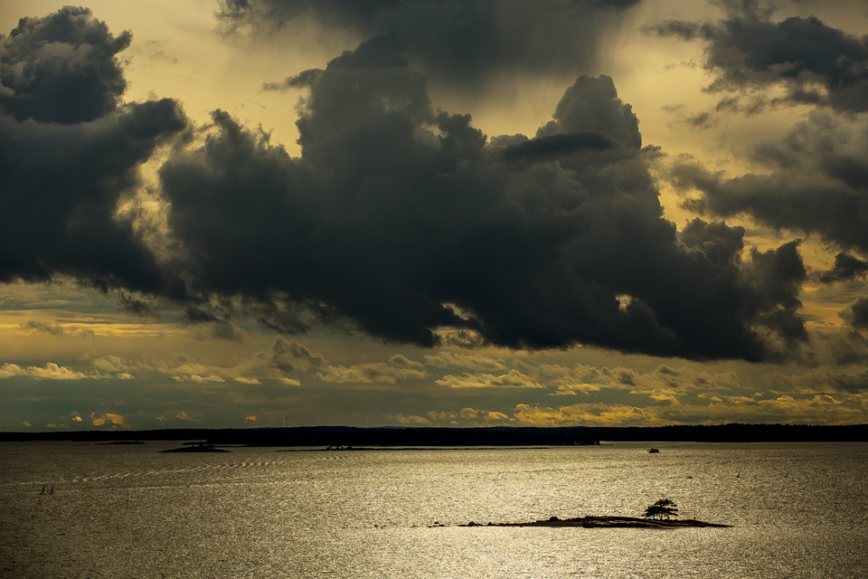 Schwarze Wolken