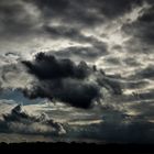 Schwarze Wolken über Berlin