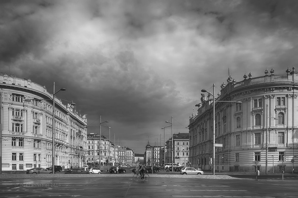 Schwarzenbergplatz