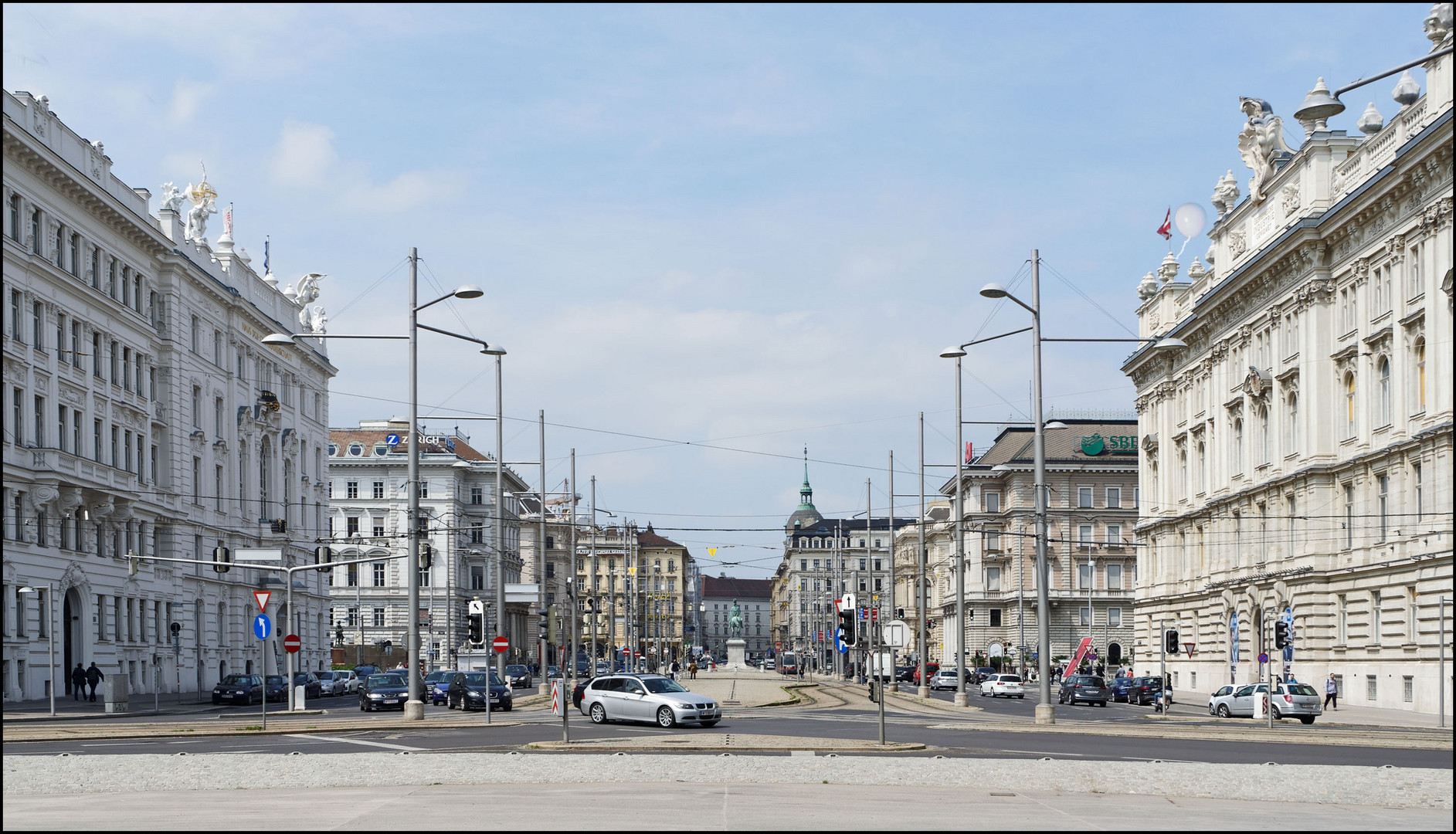 Schwarzenbergplatz