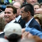 Schwarzenegger mit Bodyguard