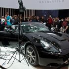 Schwarzer Ferrari auf dem Hasselblad - Stand der photokina 2012
