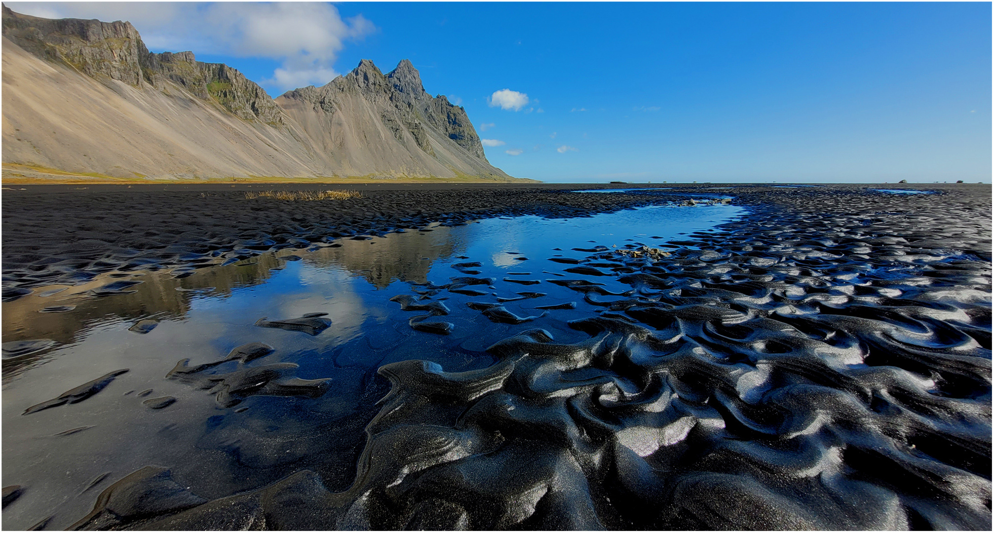Schwarzer Strand am Vestrahorn (I) Foto &amp; Bild | wolken, licht ...