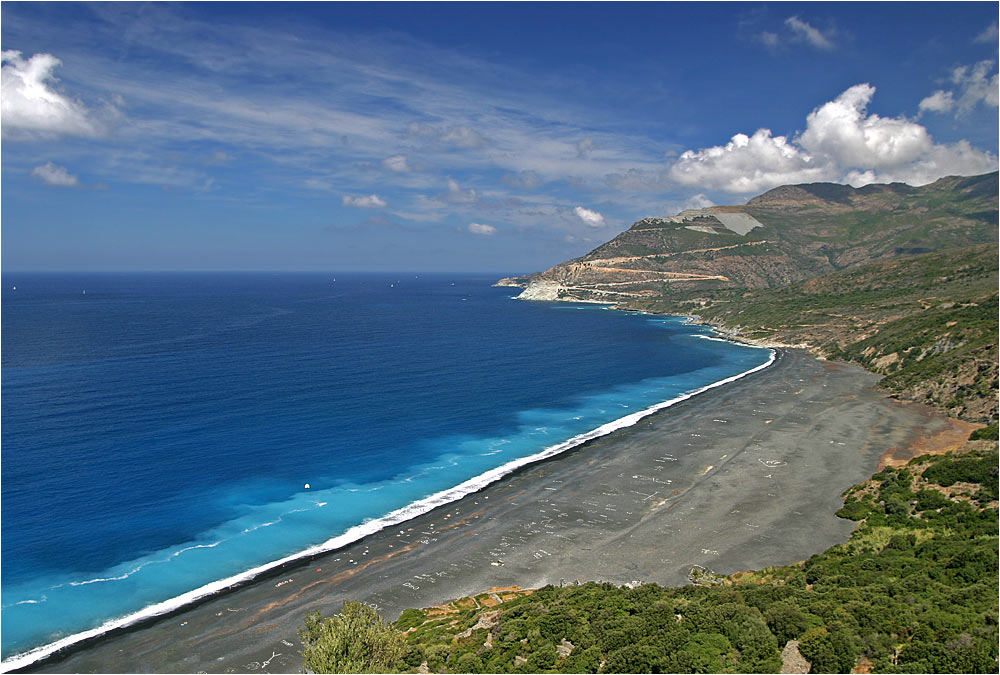 Schwarzer Strand