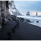 Schwarzer Strand von Vik mit Blick auf Reynisdrangar II