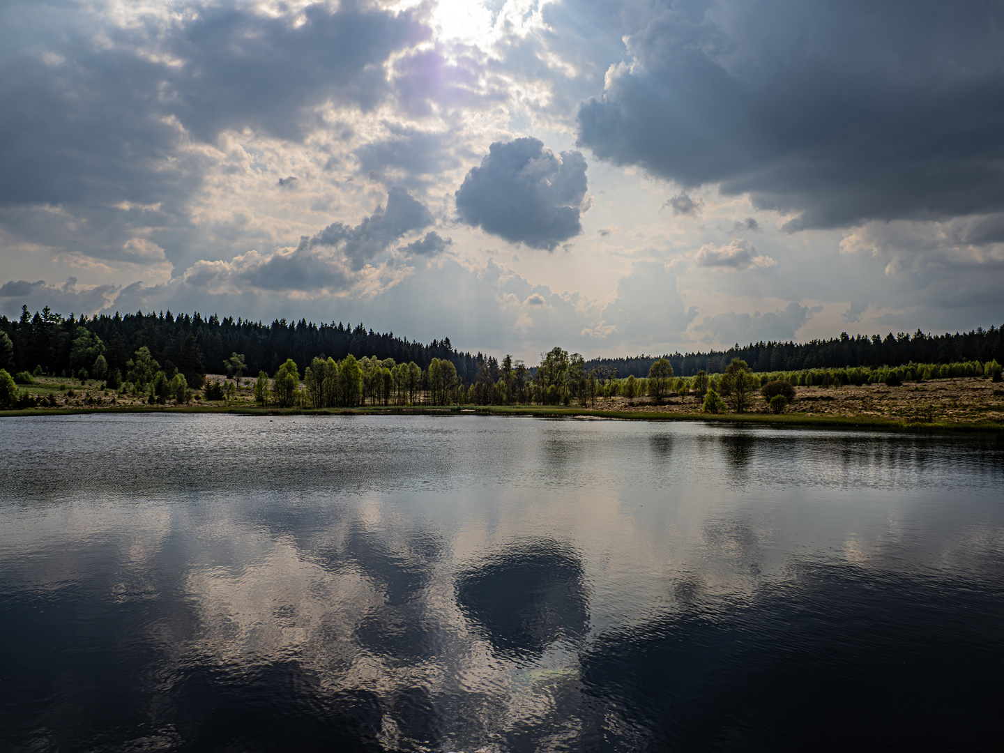 Schwarzsee Wolkenspiegelung (2)