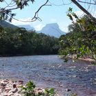 Schwarzwasserfluss am Auyan-Tepui