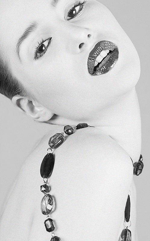 Schwarz Weiss Beauty Foto Bild Fashion Make Up Hairstyling Frauen Bilder Auf Fotocommunity