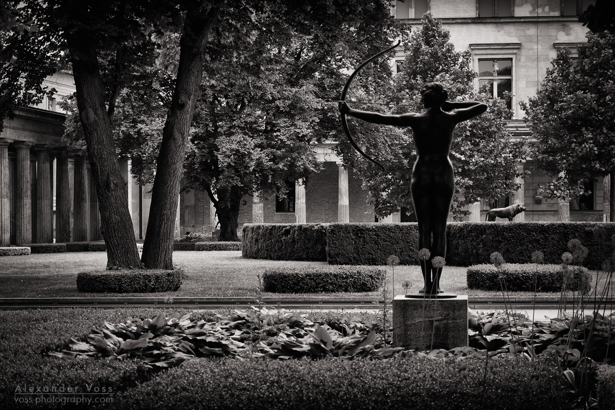 Schwarzweiss-Fotografie: Berlin - Museumsinsel / Kolonnadenhof