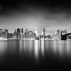 Schwarzweiss-Fotografie: New York Skyline bei Nacht