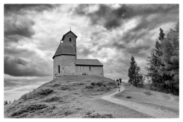 schwarzweißer Freitag - St. Vigil am Joch