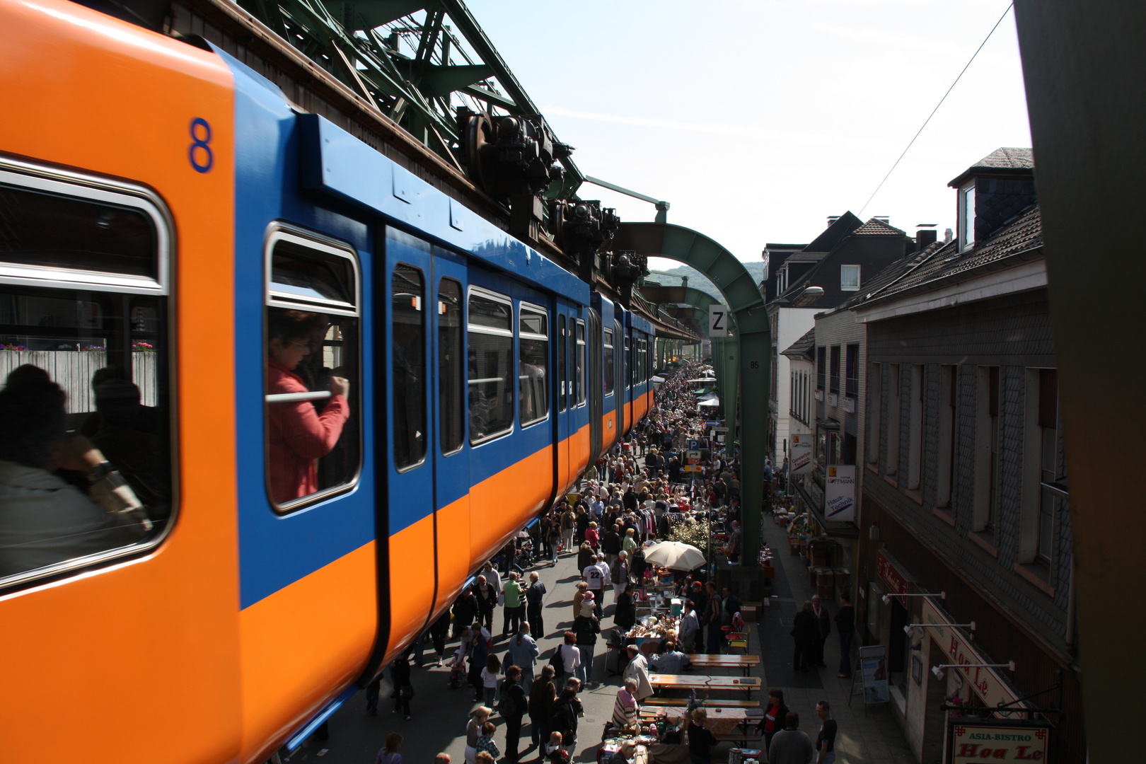 Schwebebahn 01