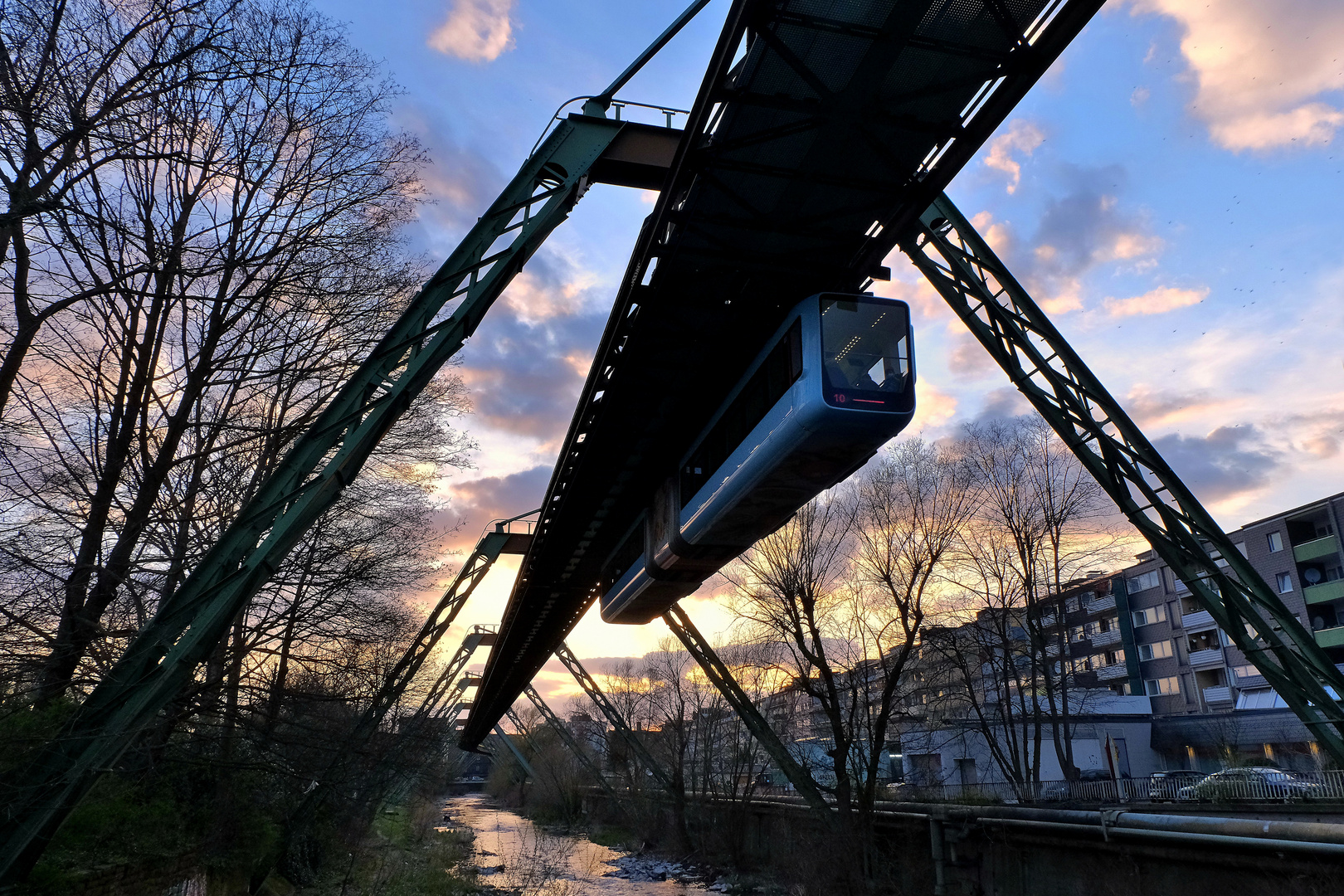 Schwebebahn-(10.4.2021)