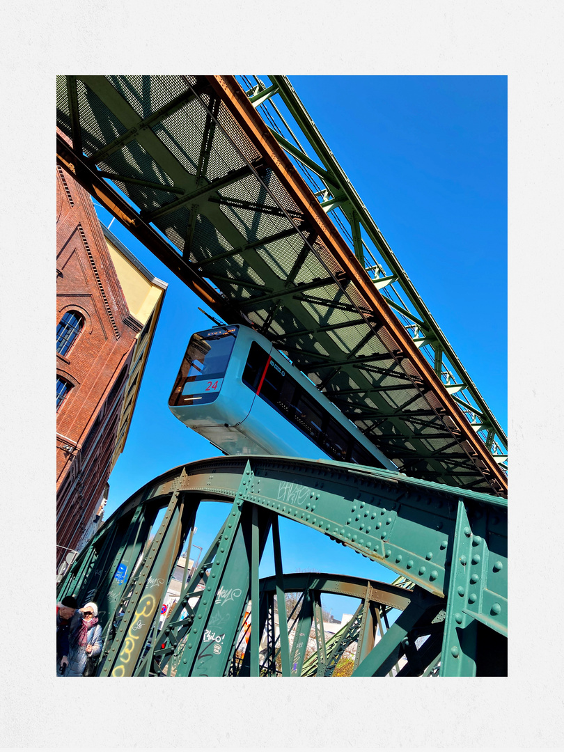 Schwebebahn