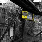 Schwebebahn ...