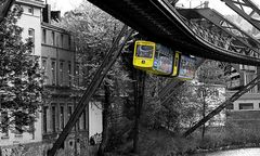 Schwebebahn ...