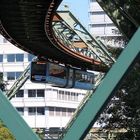 Schwebebahn