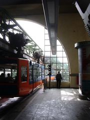 Schwebebahn