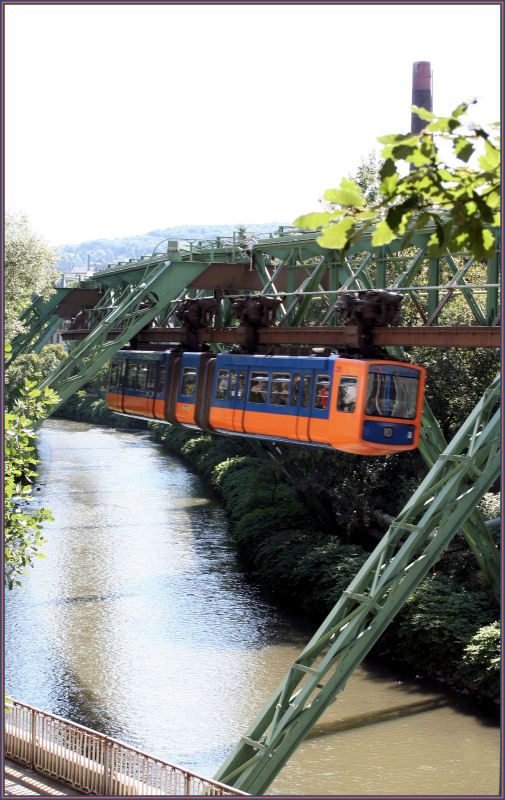 Schwebebahn