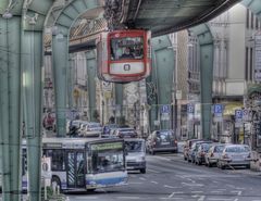 Schwebebahn